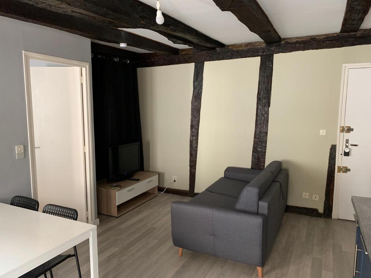 Brive Republique #1 T1 Bis - #3 T2 - #4 T4 - Centre Historique Brive Apartment Exterior photo